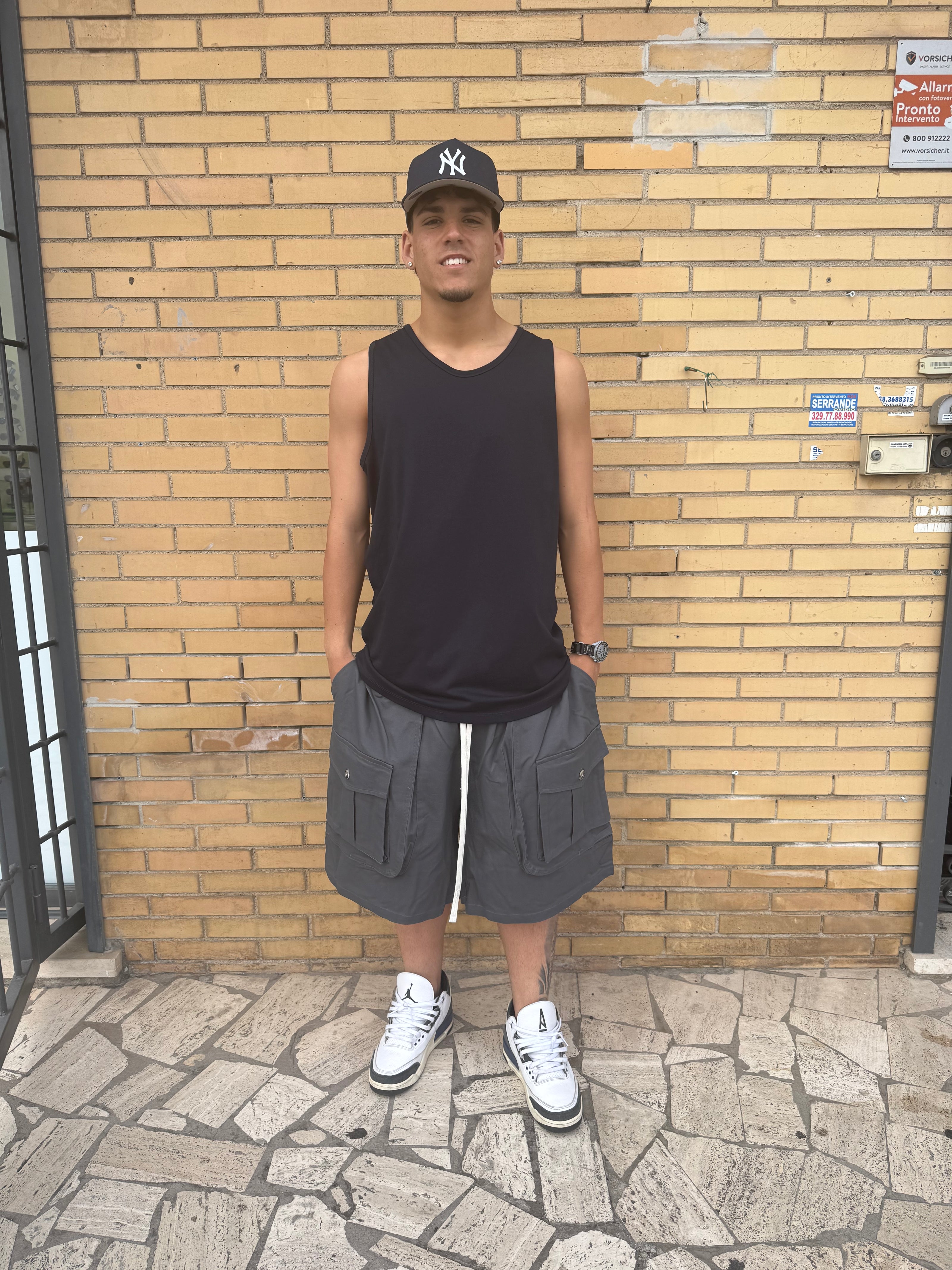 BERMUDA TASCA FRONTALE