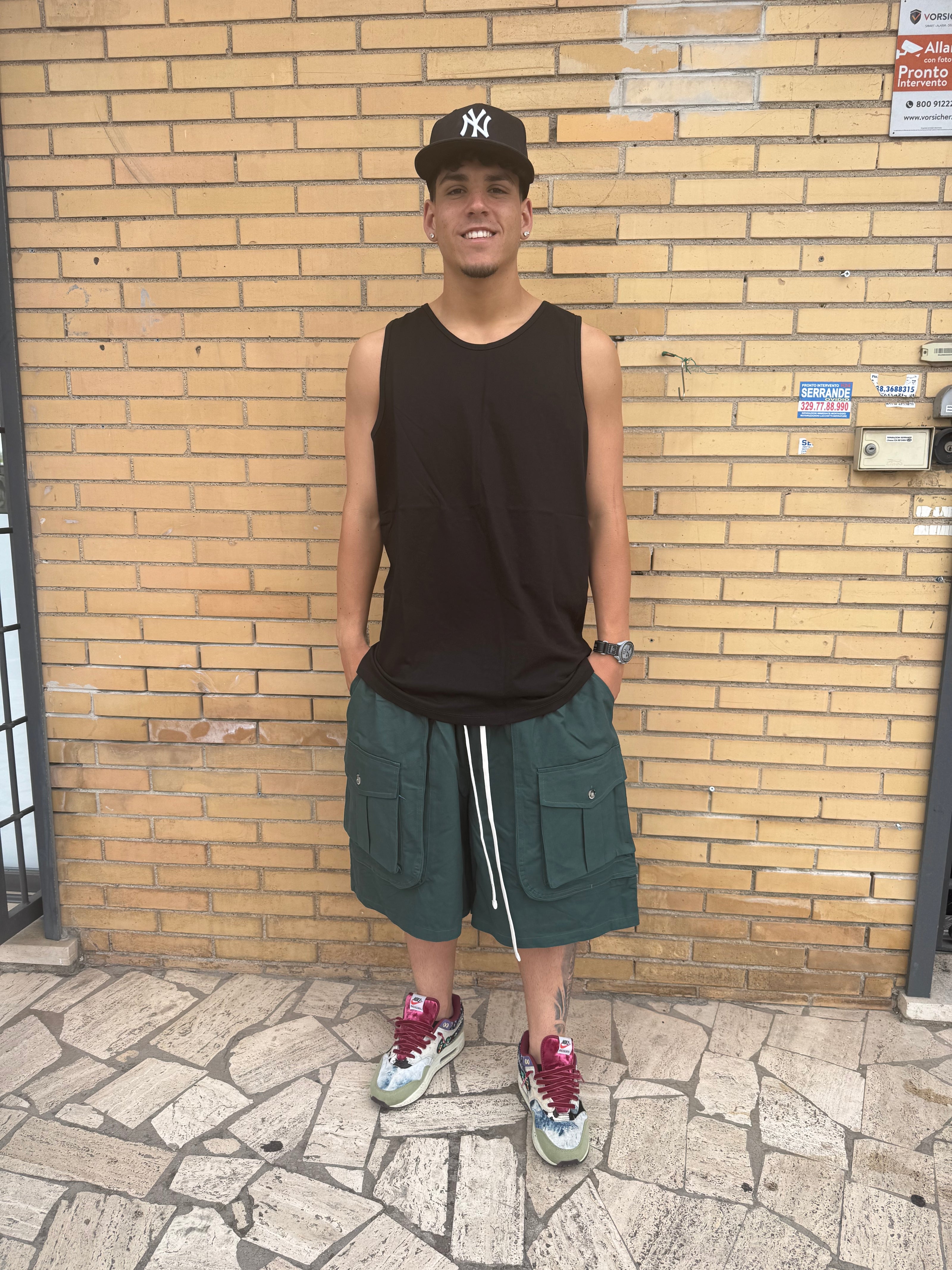 BERMUDA TASCA FRONTALE