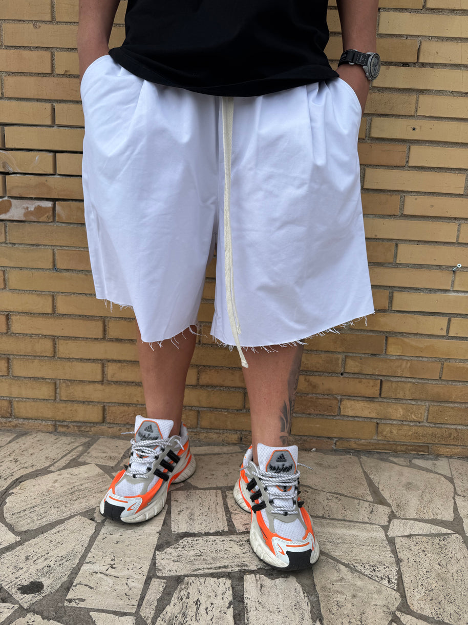 PANTALONCINO TAGLIO VIVO OVER