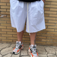 PANTALONCINO TAGLIO VIVO OVER