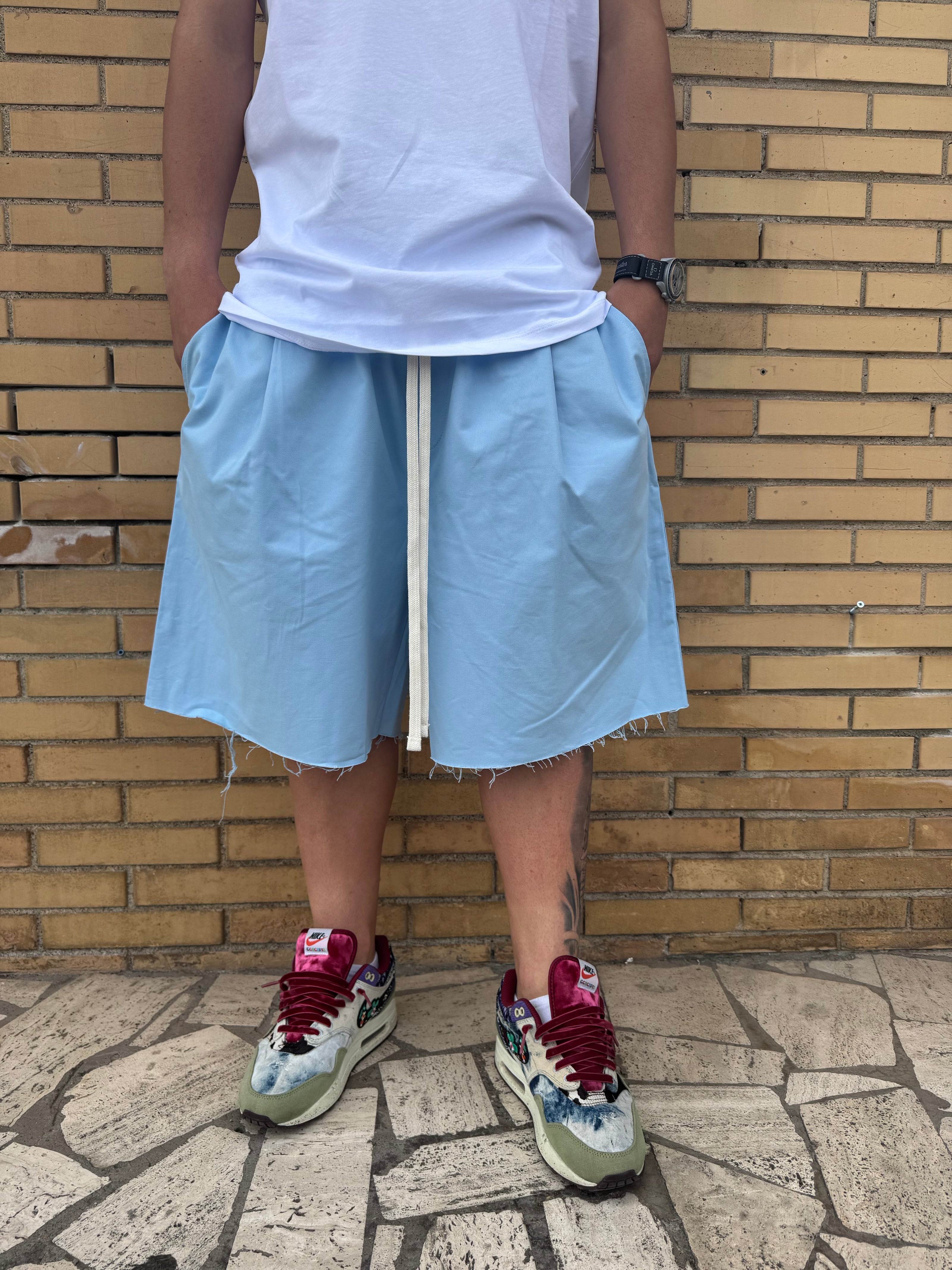 PANTALONCINO TAGLIO VIVO OVER