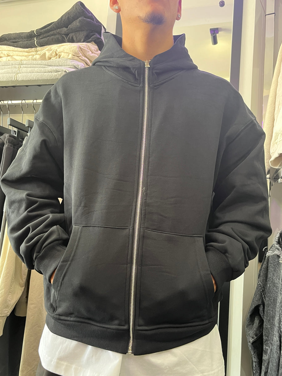 FELPA ZIP CAPPUCCIO NERA