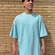 T-SHIRT OVER TIFFANY