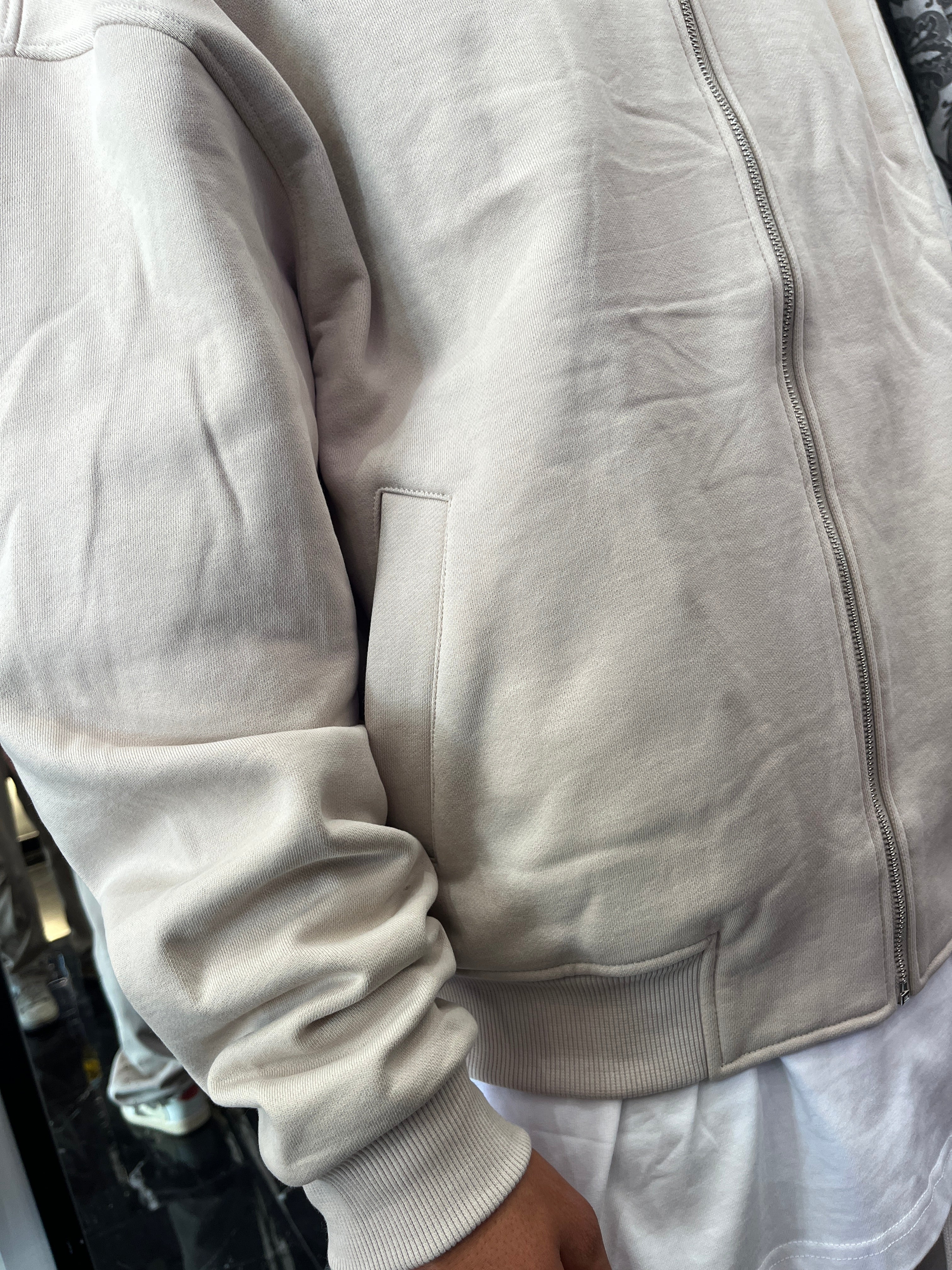 FELPA ZIP CROP BEIGE