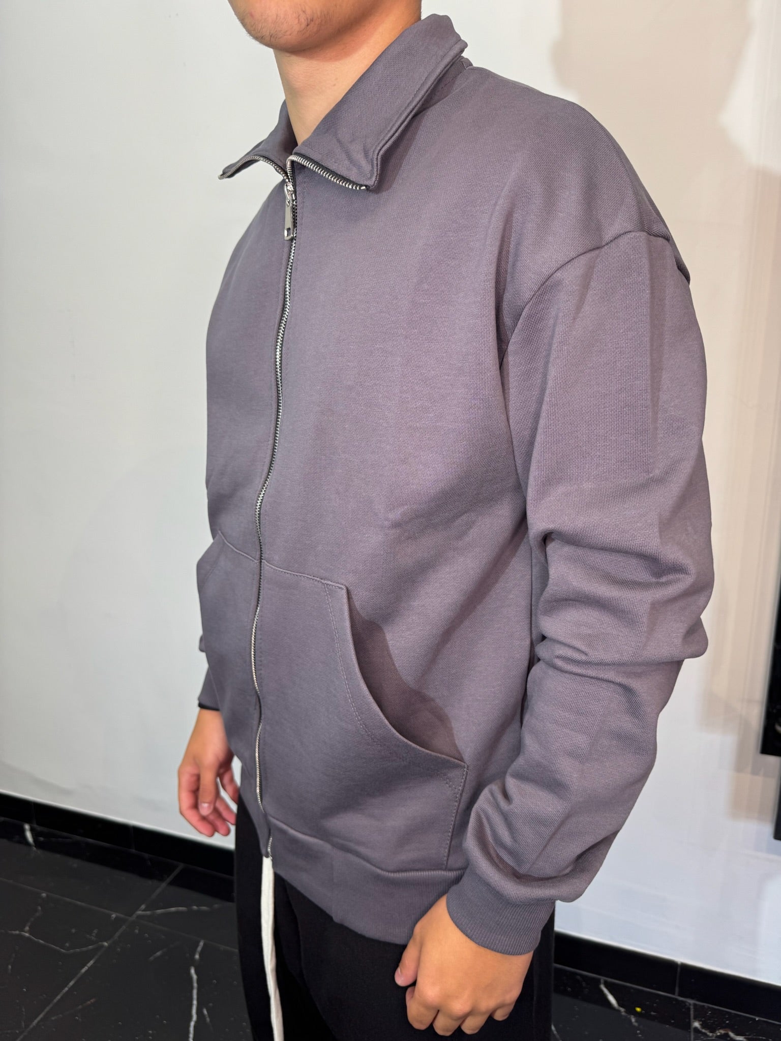 FELPA CON ZIP GRIGIA SCURA