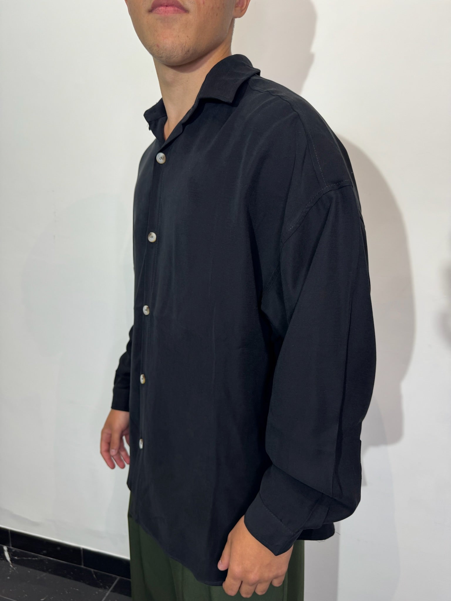 CAMICIA BASIC NERA