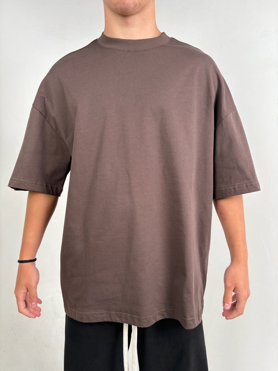T-SHIRT MARRONE
